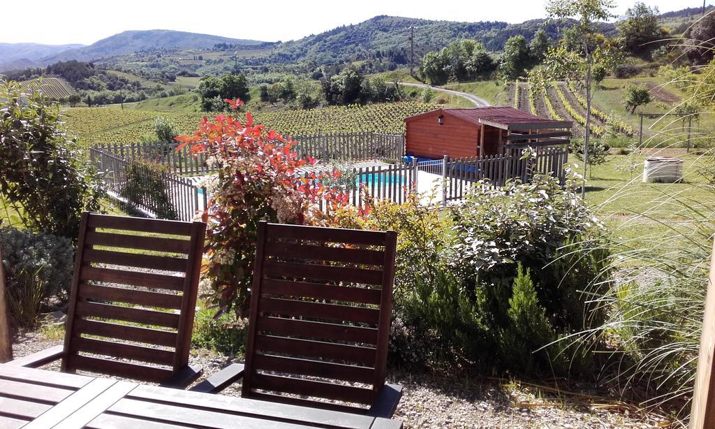 gîtes Entre les Vignes Tourreilles Extérieur photo