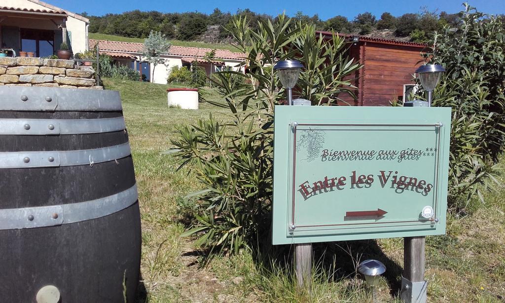 gîtes Entre les Vignes Tourreilles Extérieur photo